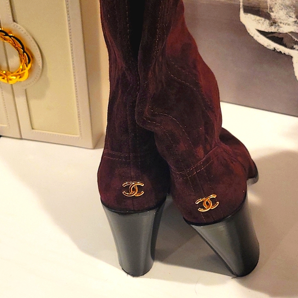 ONE DAY SALE!! 12/1/21. Chanel boots suede cc logo size 38 (us 7.5 or 8)